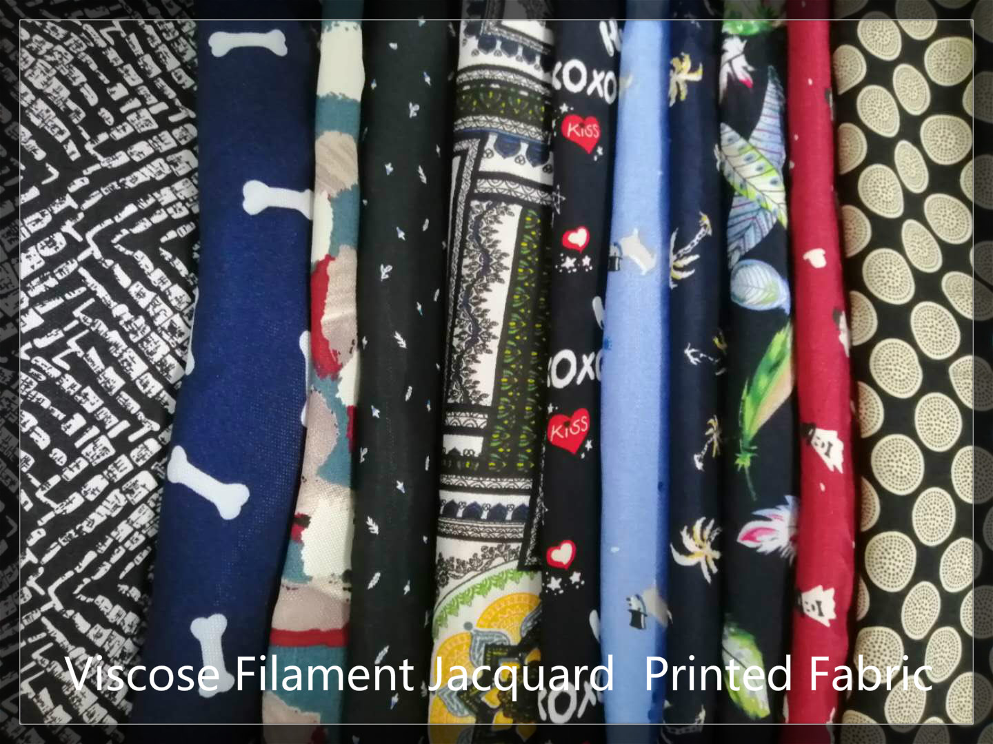 Cool Feeling Viscose Filament Jacquard Printed Fabric